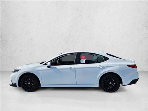 New 2026 Toyota Camry SE FWD image 4