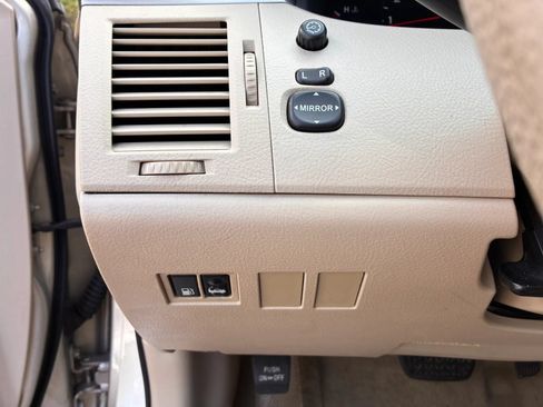 Used 2005 Toyota Avalon XL FWD image 17