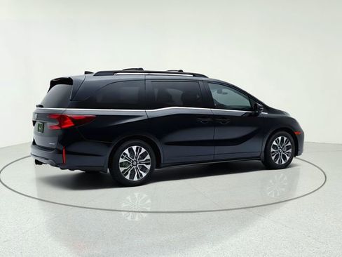Used 2025 Honda Odyssey Elite image 6