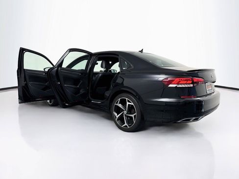 Used 2021 Volkswagen Passat 2.0T R-Line FWD image 42