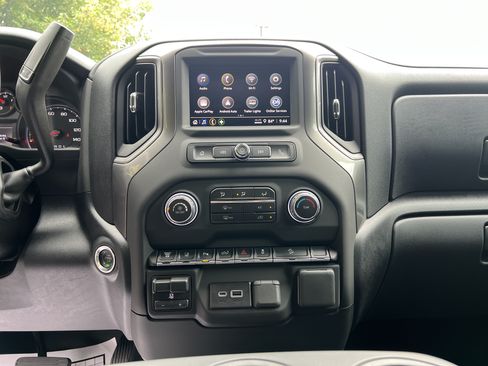 New 2026 Chevrolet Silverado 2500 Custom w/ Custom Value Package AWD/4WD image 27