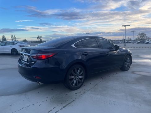 Used 2018 MAZDA MAZDA6 Touring image 2