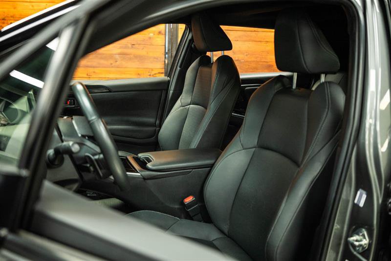 Used 2023 Subaru Solterra AWD image 10