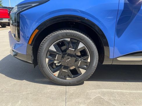 New 2026 Kia Sportage SX AWD/4WD image 16