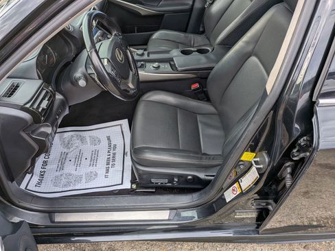 Used 2017 Lexus IS 300 AWD w/ Premium Package image 19