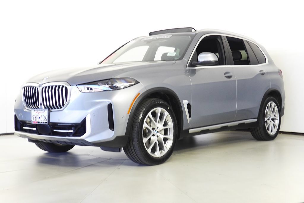 Certified 2024 BMW X5 xDrive40i w/ Parking Assistance Package AWD/4WD image 2