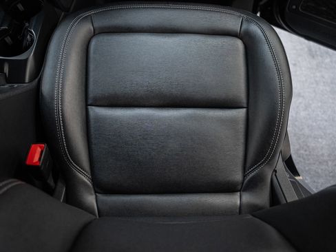 Used 2025 Ford Bronco Badlands image 39