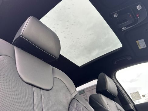 New 2026 Kia Sorento SX Prestige AWD/4WD image 18