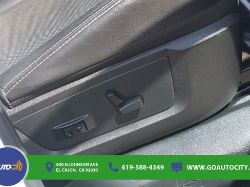 Used 2015 RAM 1500 Laramie w/ Convenience Group RWD image 25