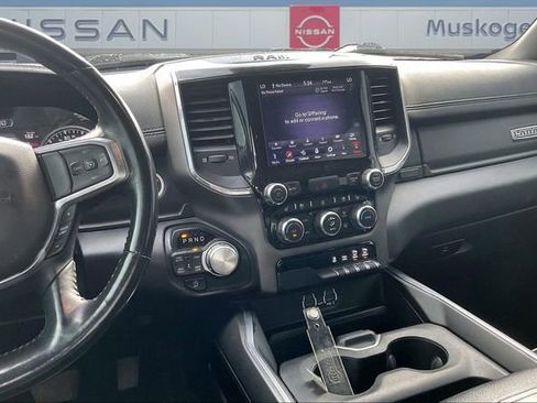 Used 2021 RAM 1500 Laramie w/ Sport Appearance Package AWD/4WD image 9