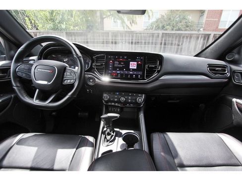 Used 2024 Dodge Durango GT AWD/4WD image 10