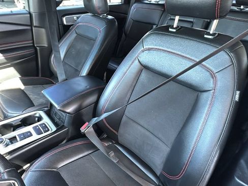 Certified 2022 Ford Explorer ST-Line RWD image 23