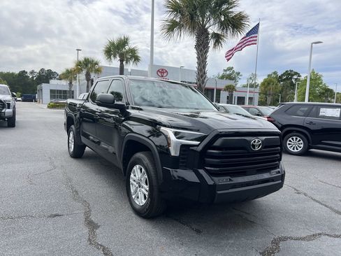 Used 2023 Toyota Tundra SR5 AWD/4WD image 2