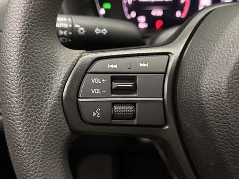 Used 2025 Honda Accord LX image 17