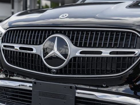 New 2025 Mercedes-Benz GLC 350e 4MATIC image 12