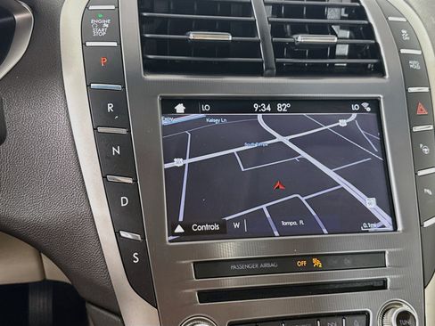 Used 2017 Lincoln MKZ Reserve w/ Technology Package FWD image 20