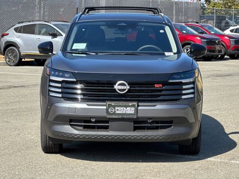 New 2026 Nissan Kicks SR w/ SR Premium Package image 6