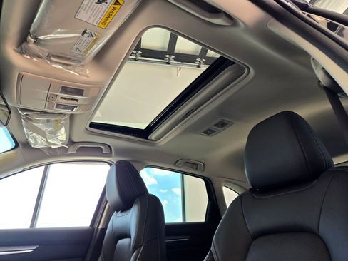 New 2025 MAZDA CX-5 AWD 2.5 S w/ Premium Plus Pkg image 18