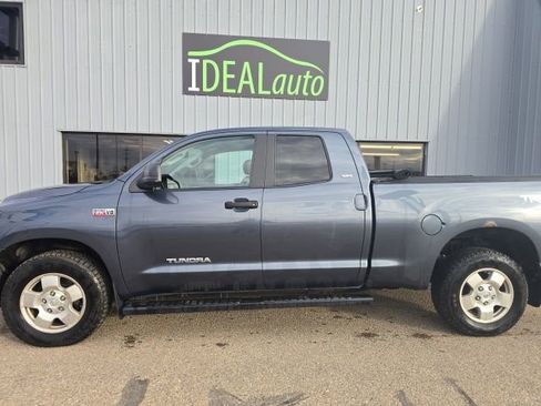 Used 2010 Toyota Tundra 4x4 Double Cab image 1