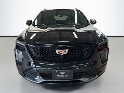 Certified 2024 Cadillac XT4 Sport AWD/4WD image 2