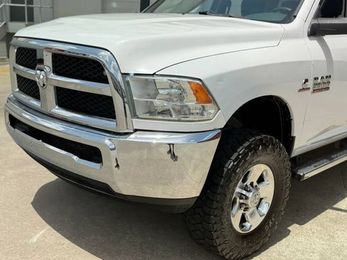 Used 2017 RAM 3500 SLT AWD/4WD image 2