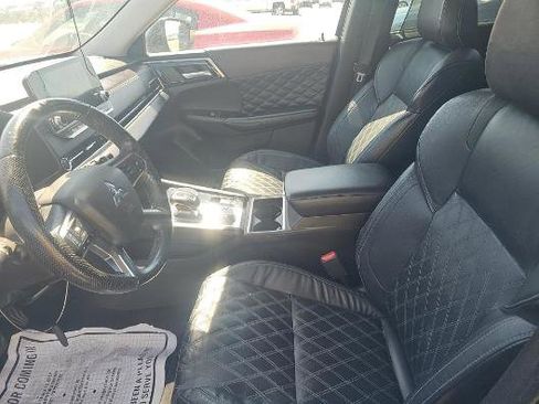Used 2022 Mitsubishi Outlander SEL image 4