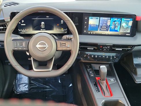 New 2026 Nissan Kicks SR w/ SR Premium Package image 6