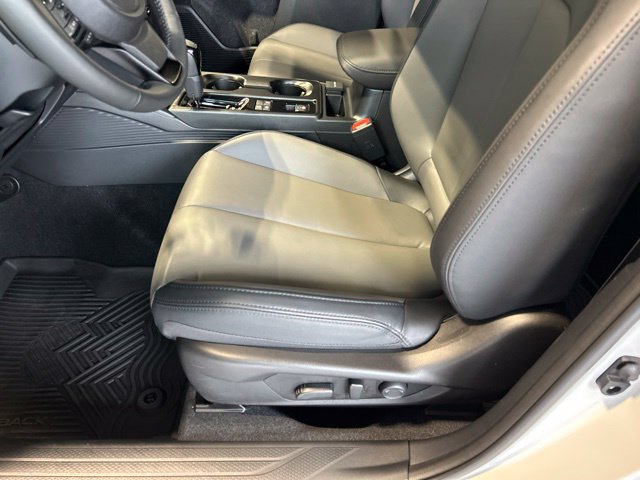 Used 2026 Subaru Outback Premium AWD/4WD image 42