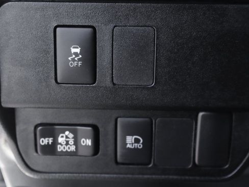 Used 2021 Toyota Tacoma SR image 20