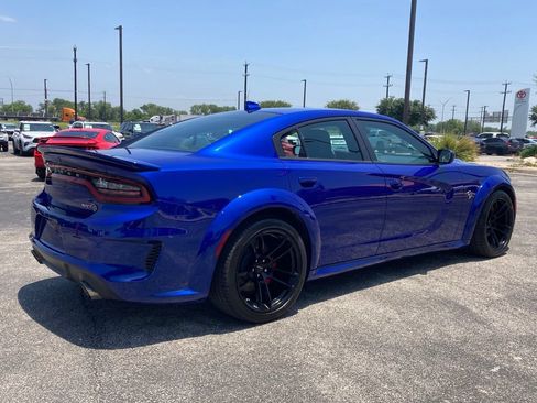 Used 2022 Dodge Charger SRT Hellcat RWD image 5