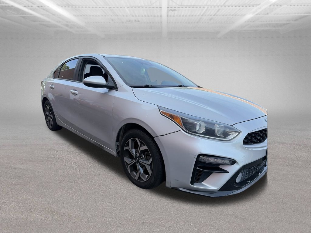 Used 2019 Kia Forte LXS FWD image 4