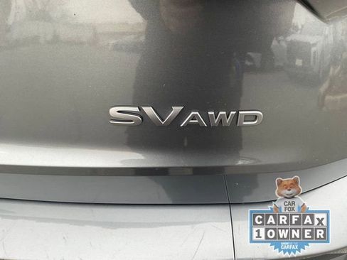 Certified 2024 Nissan Rogue SV image 8