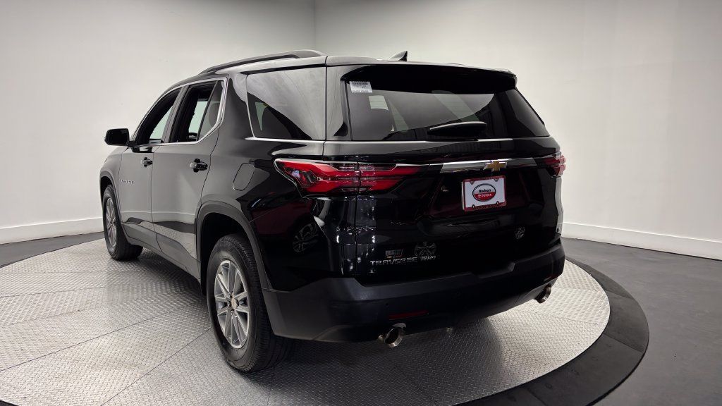 Used 2023 Chevrolet Traverse LT w/ LPO, Floor Liner Package AWD/4WD image 36