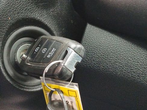 Used 2023 Hyundai Santa Fe SE w/ Cargo Package image 16