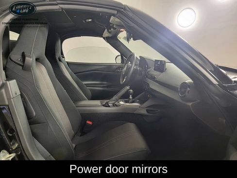 Used 2024 MAZDA MX-5 Miata Sport RWD image 18