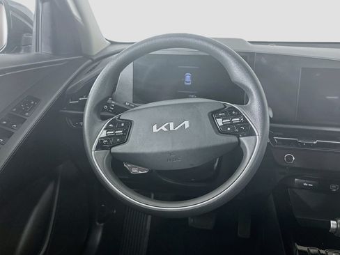 Used 2026 Kia Niro LX FWD image 18