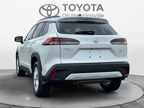 New 2026 Toyota Corolla Cross LE AWD/4WD image 3