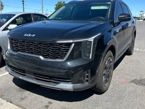Certified 2024 Kia Sorento S AWD/4WD image 2