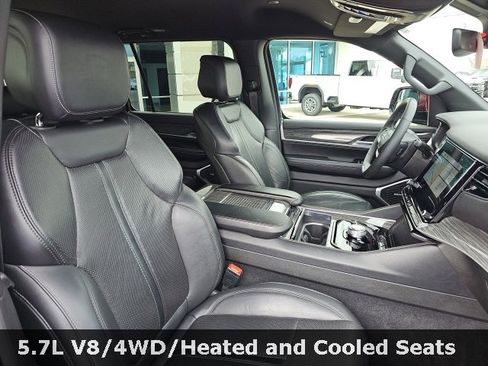 Used 2022 Jeep Wagoneer Series II image 33