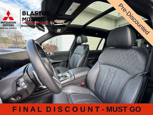 Used 2025 BMW X7 M60i w/ Climate Comfort Package AWD/4WD image 9
