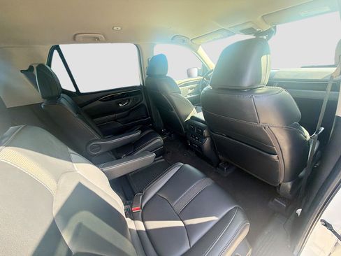 Used 2023 Honda Pilot EX-L image 29