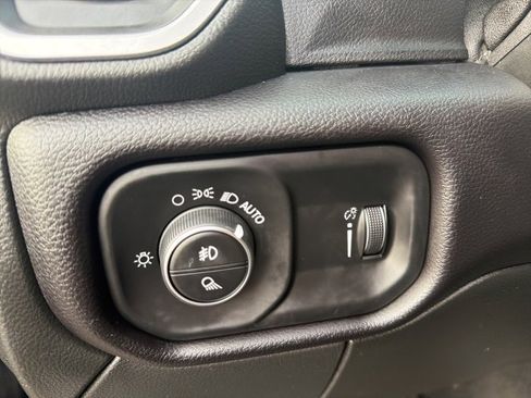 Used 2022 RAM 2500 Big Horn w/ Level A Equipment Group image 22