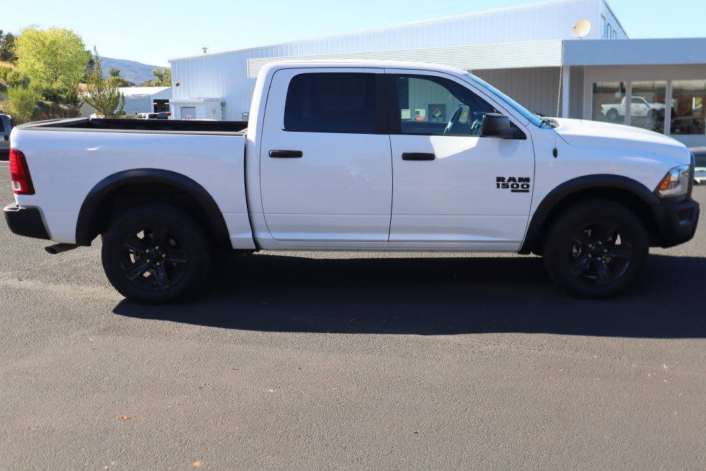 Used 2024 RAM 1500 Warlock AWD/4WD image 4