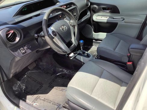 Used 2012 Toyota Prius C Four FWD image 26