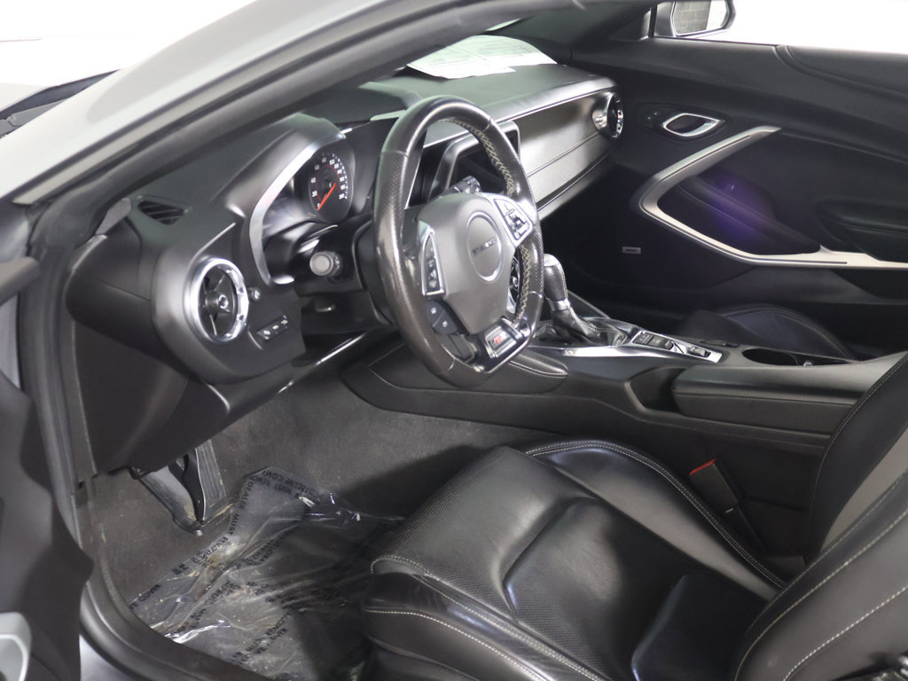 Used 2020 Chevrolet Camaro SS RWD image 21
