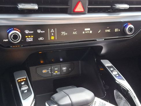 New 2026 Kia Sorento SX Prestige image 17