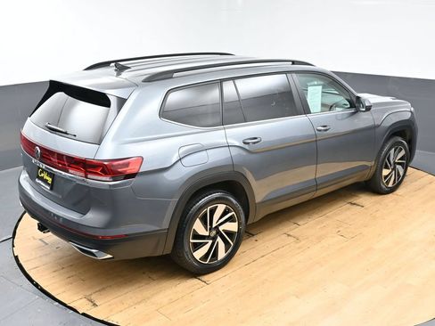 Used 2025 Volkswagen Atlas SE FWD image 47