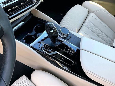 Certified 2023 BMW 540i w/ Premium Package image 16