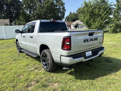 New 2026 RAM 1500 Express AWD/4WD image 7