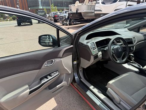 Used 2012 Honda Civic LX image 13